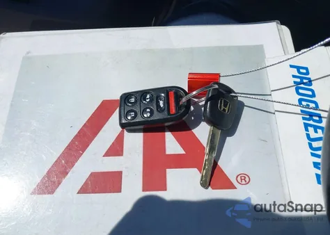 2010 Honda Odyssey Ex-L from USA, damaged, VIN 5FNRL3H63AB052895